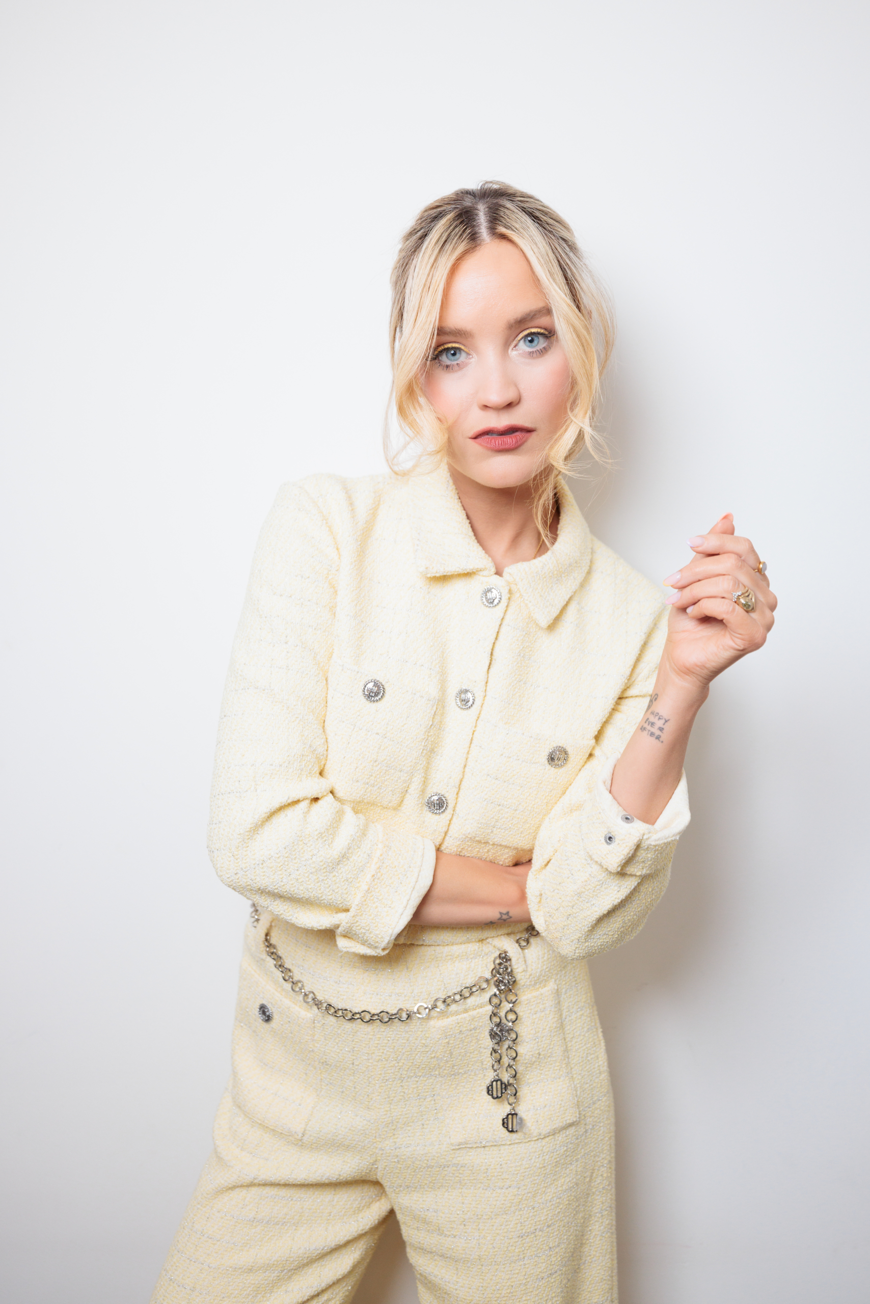 LAURA WHITMORE BREAKFAST SHOW EDITS 12-04-2023 BY GEORGE ON A BOAT--6